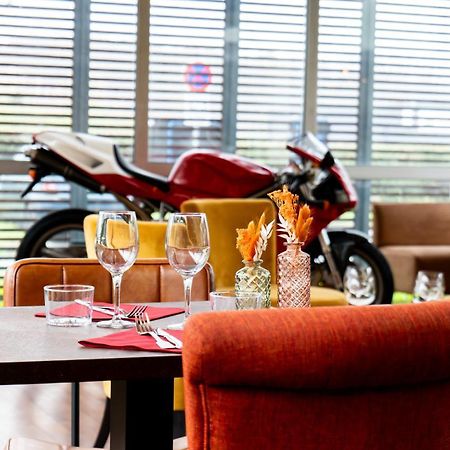 Hotel Les Genets บาย็อนน์ ภายนอก รูปภาพ